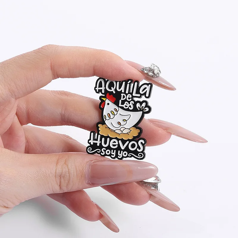 الدجاج وضع البيض المينا دبابيس مضحك الحيوان لطيف يقتبس دبابيس ظهره شارة التلبيب اكسسوارات بالجملة هدية للأصدقاء طفل