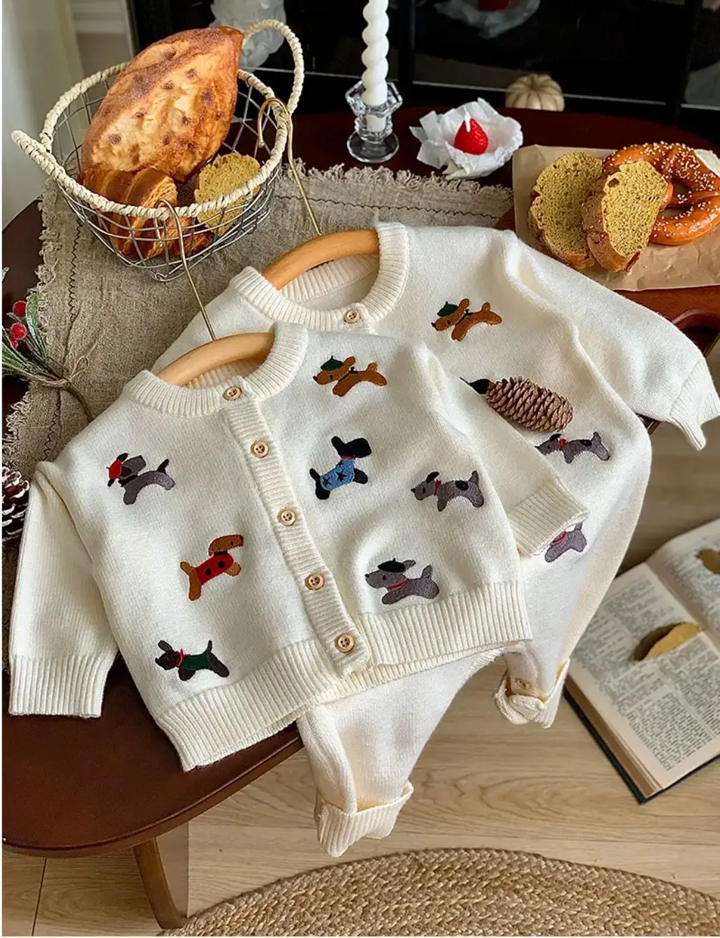 Family Matching Autumn Winter Cute Sweater Kids Girls Boys Carton Dog Knit Sweater Mother Son Daughter Round Neck Sweater