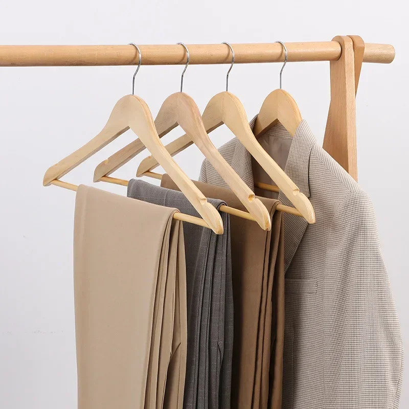 Solid wood non-slip clothes hanger, wide shoulder clothes hanger, household seamless wooden clothes hanger