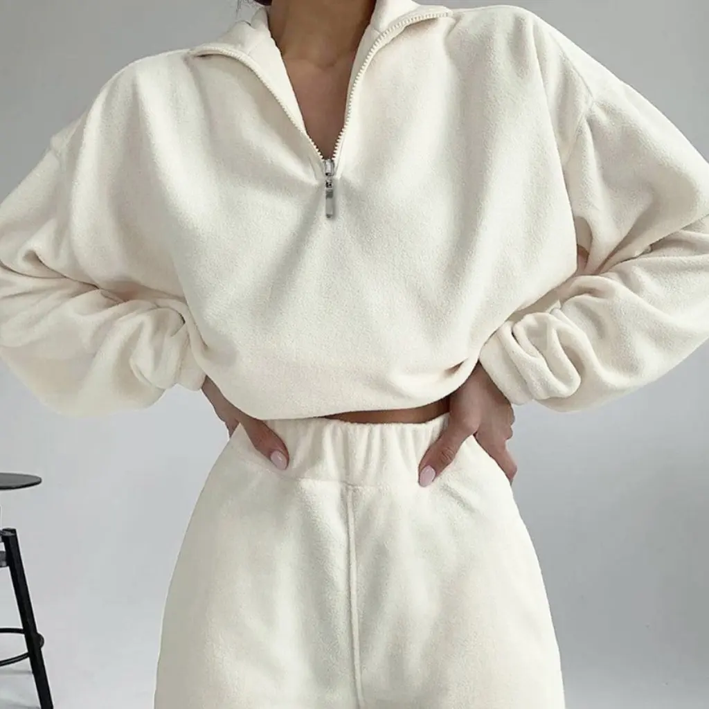 Zimowy damski elegancki komplet z polaru, dopasowany sweter z wysokim kołnierzem i spodnie, modny zestaw sportowy plus size dla europejskich kobiet.