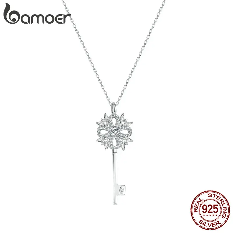 

Bamoer 925 Sterling Silver Snowflake Key Pendant Necklace for Women Birthday Gift Clear Cubic Zircon Fashion Jewelry BSN291