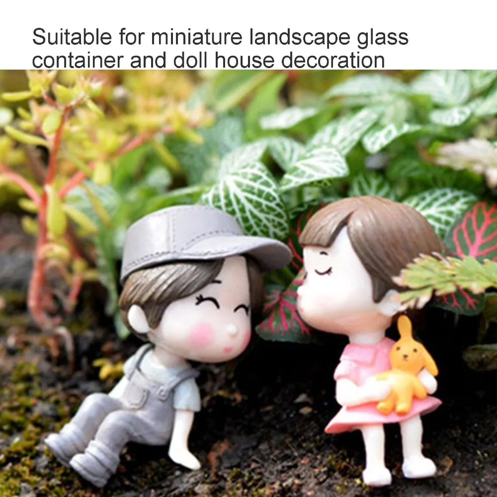 Synthetic Resin Mini Resin Human Figurines Grey Couple Ornaments Glass Container Miniature Doll Decor 1.89x2.28cm