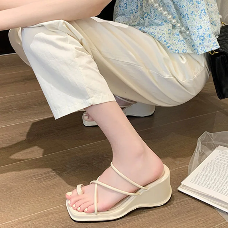 2024 Casual Slip-On Wedge Slippers Women Cross Strap High Heeled Sandals Woman Summer Open Toe Beach Flip Flops Solid Slides