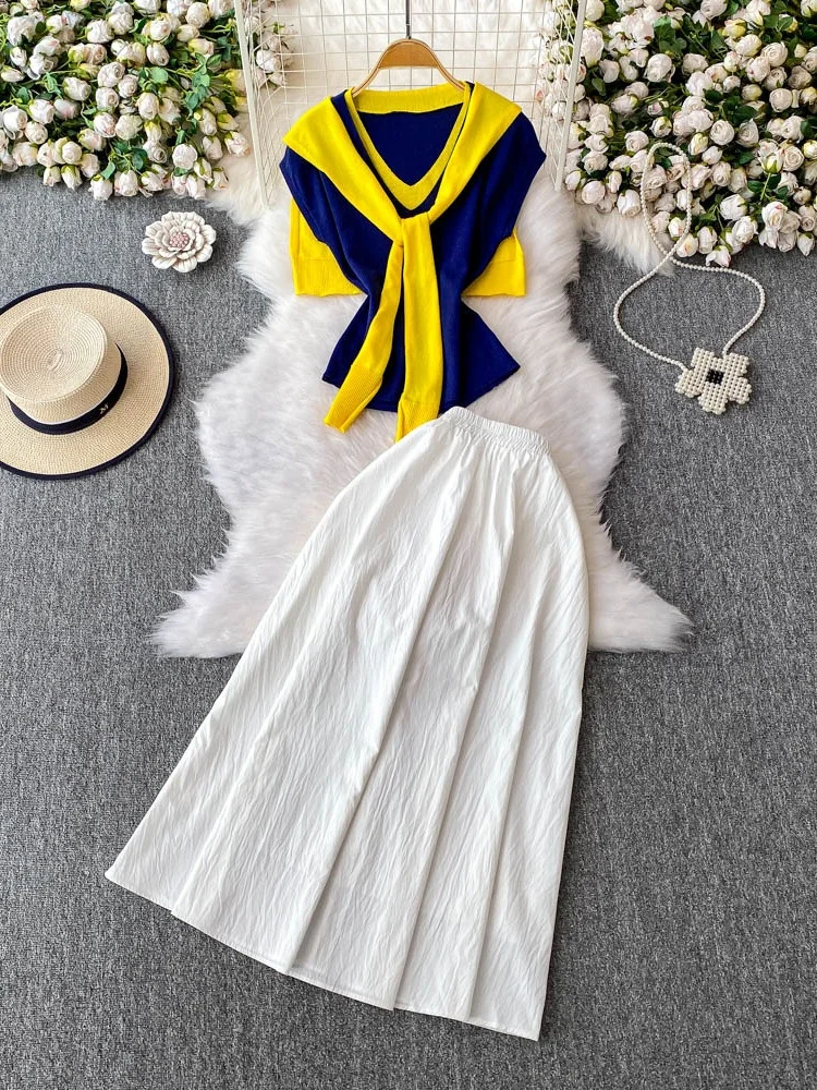 

Hong Kong Sle Color Blo Sexy V Ne Svel Knitted T irt Design Small awl Top Bot f Skirt Two Piece Set