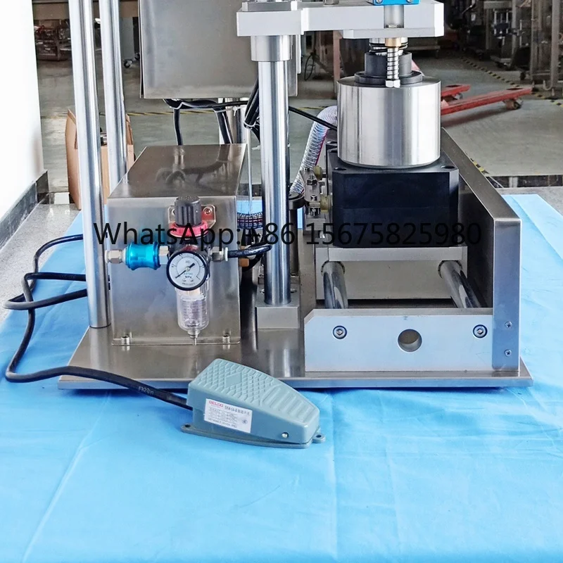 Dual Station Vacuum Capping Machine Semi Automatic Bottle Placement