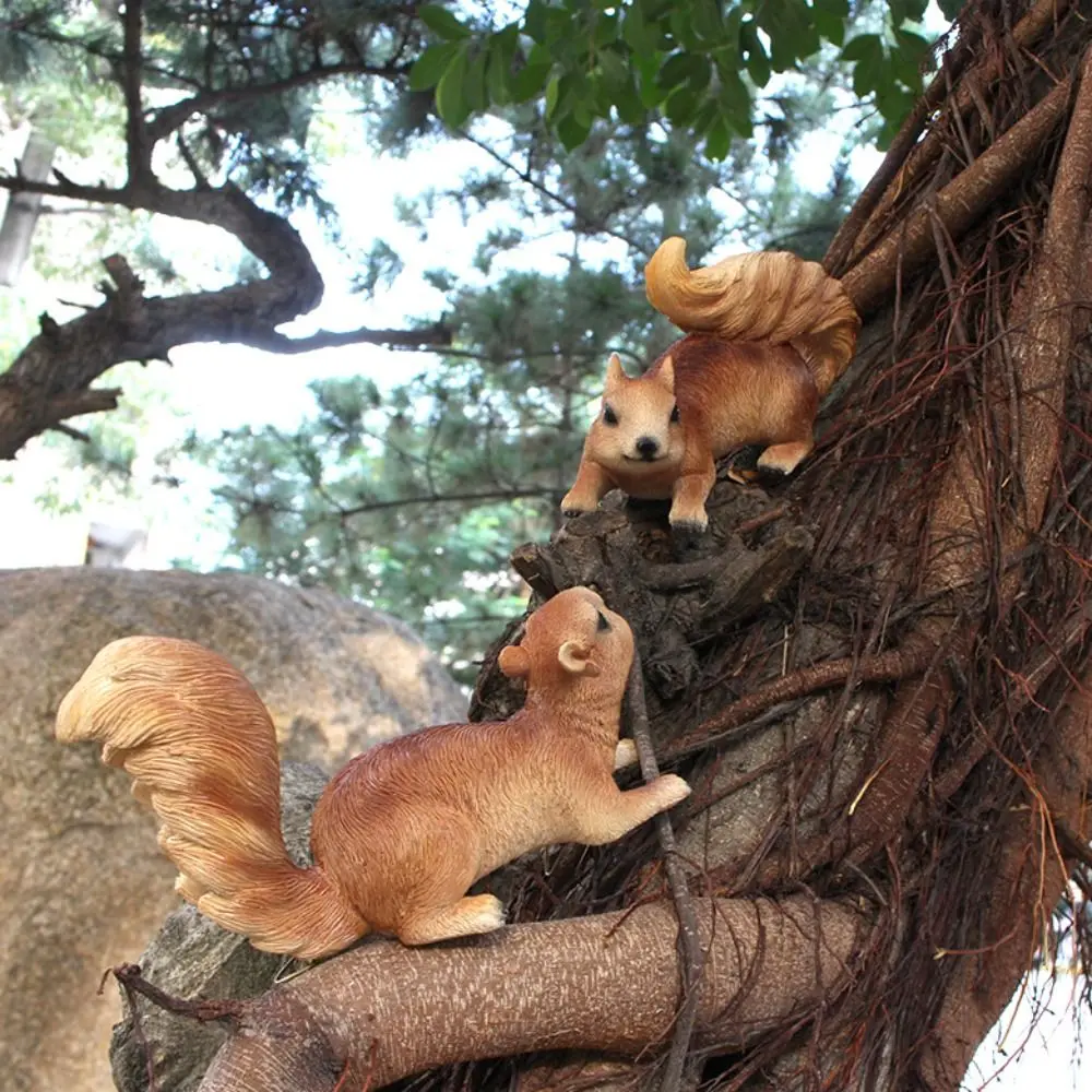 2pcs Crafts Resin Squirrel Hanging Statues Creative Waterproof Animal Figurines Exquisite Cute Miniature Sculptures Balcony