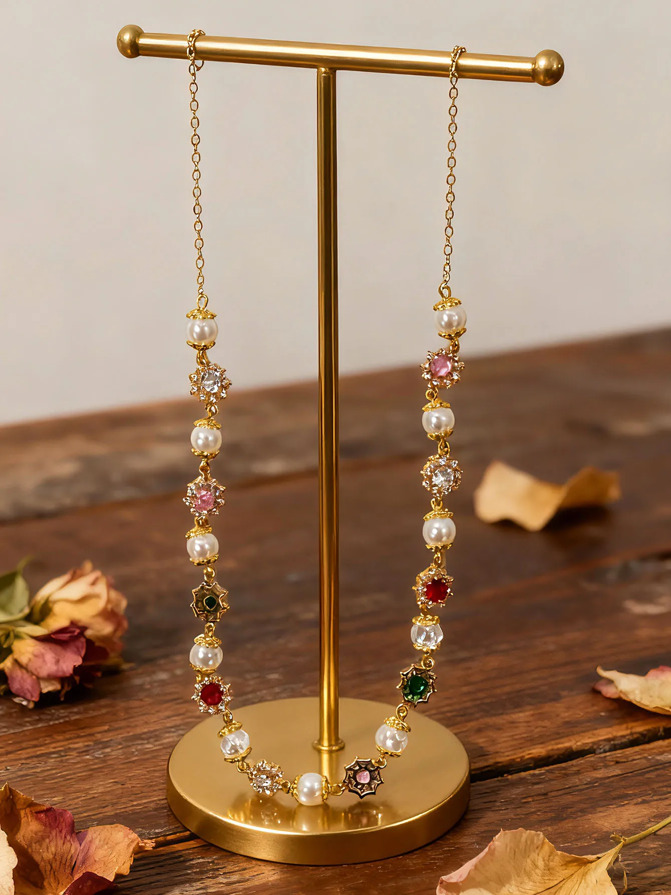 

2025New handmade imitation pearl semi-gem combination women's necklace can be worn at banquets
