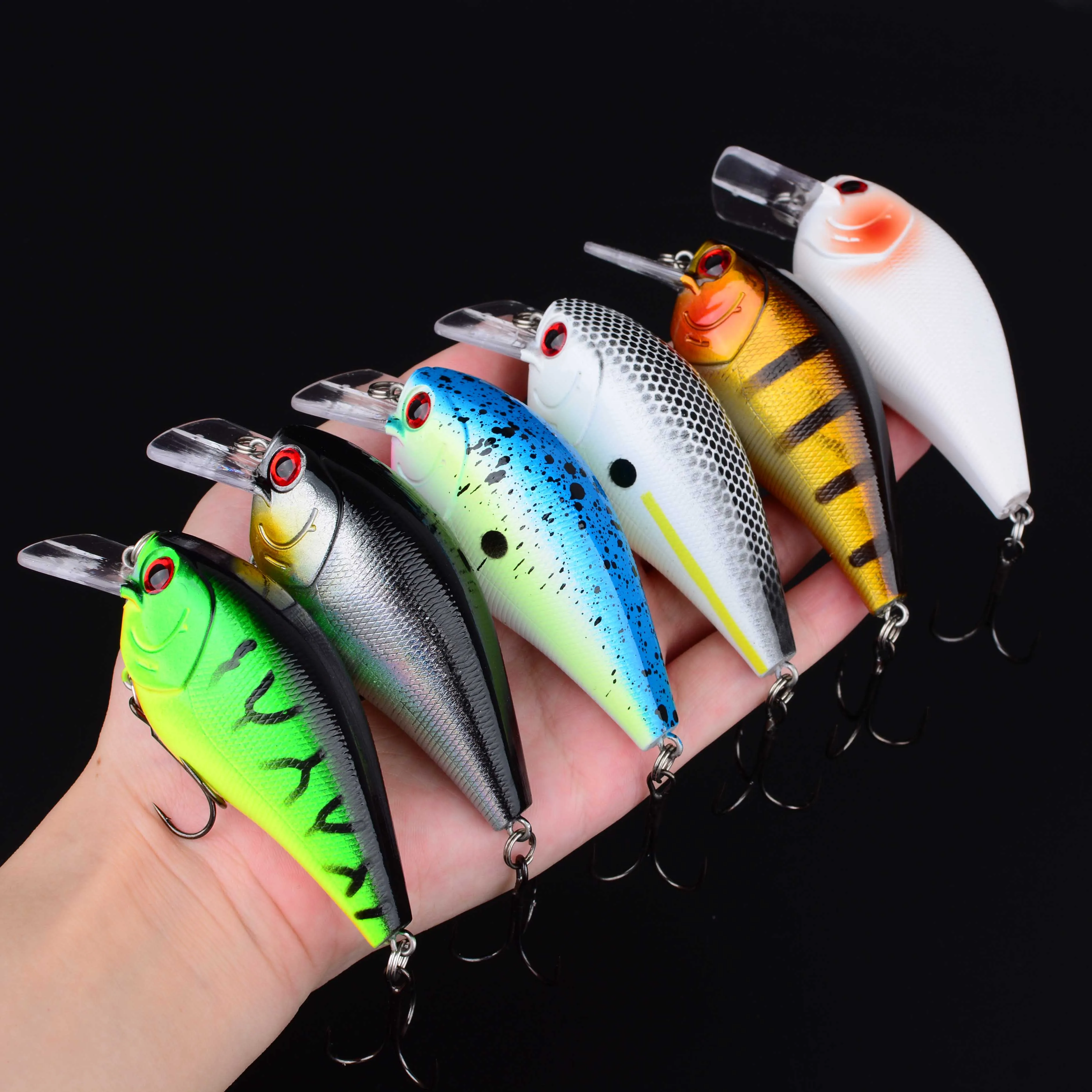 1pcs 8.5cm 15g Rattling Shallow Diving Crankbait Artificial Wobbler for Bass Pike Hard Bait Fishing Lure Tackle 6 Colors