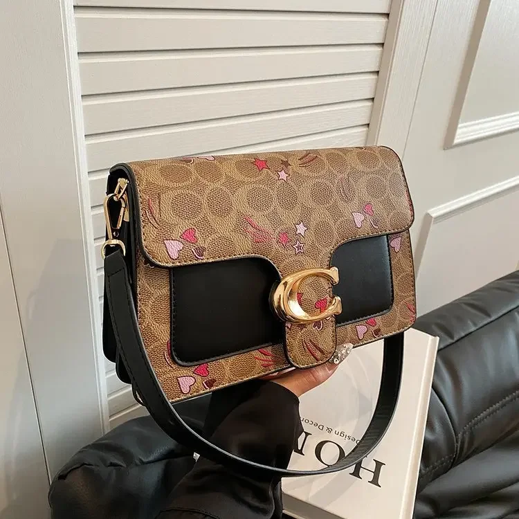 

Женская маленькая квадратная сумка кросс-боди, универсальная повседневная сумка на плечо/подмышку, модная с принтом, новинка 2026 года, нишевый стиль