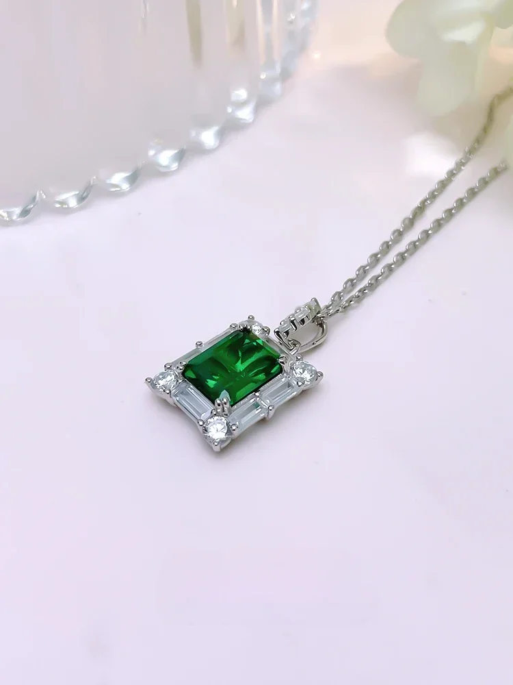 Luxury Minimalist Jadeite 925 Sterling Silver Pendant Set with High Carbon Diamond Necklace for Women's Engagement Jewelry