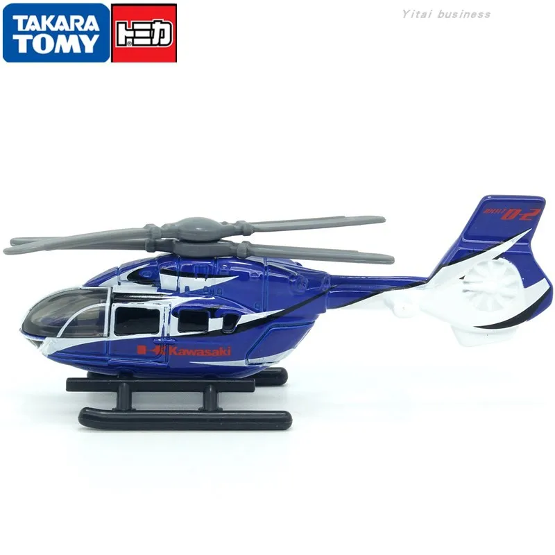 

TAKARA TOMY TOMICA die-cast alloy car model Boy Toy No. 104 Helicopter Collection display, a child's Christmas gift toy.