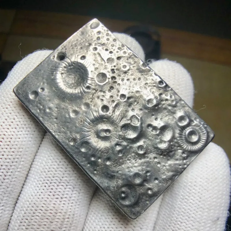 Xinjiang Altay Iron Meteorite Three-dimensional Sculpture Moon Crater 50.7g Sky Iron Meteorite Pendant