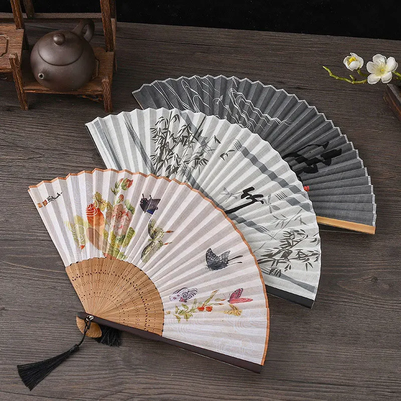 Abanico plegable de estilo Vintage con borla para mujer, decoración de fotografía, gato, mariposa, flor, Hanfu impreso