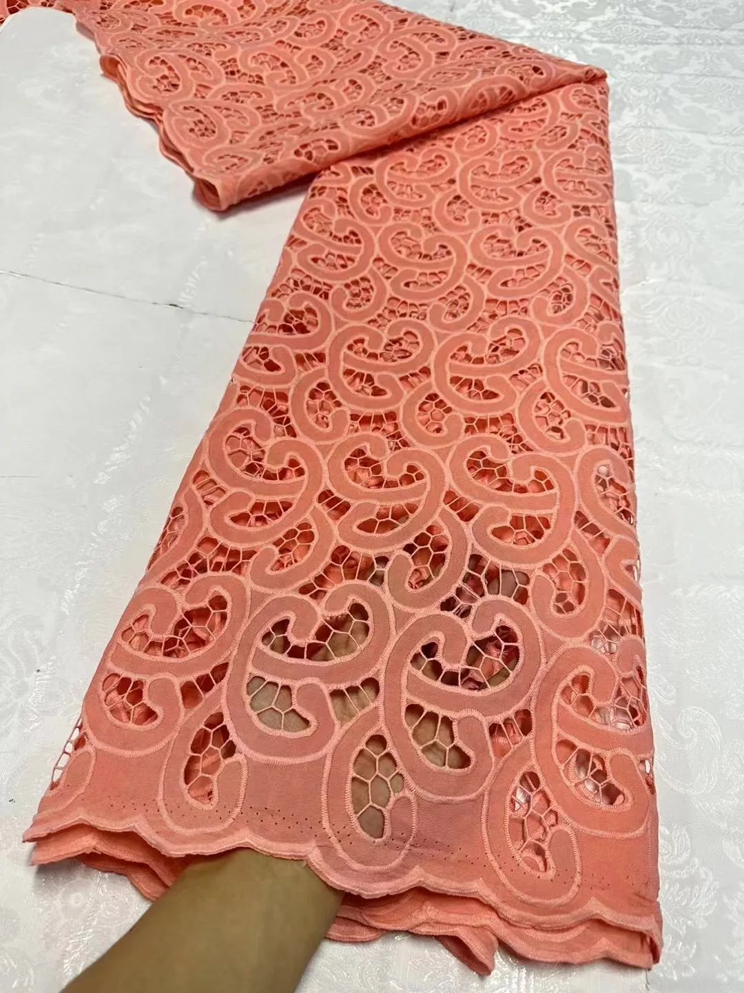 

Latest Pink African Lace Fabric High Quality 5 Yards Laser Chiffon Guipure Cord Lace Embroidery For Women Dress