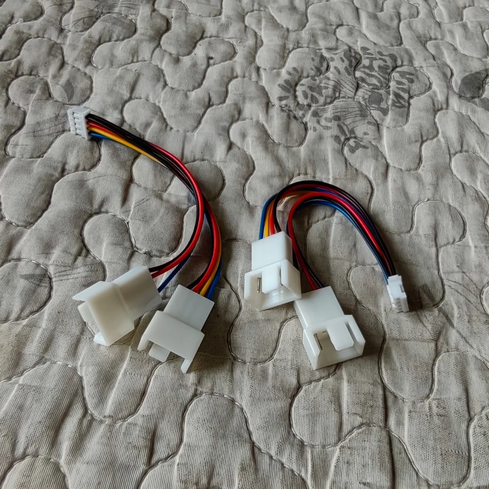 Кабель-разветвитель-pwm-с-4-контактного-на-2x4-контактный-для-видеокарт-y-образный-разветвитель-питания-для-компьютерных-систем-удлинительный-адаптер