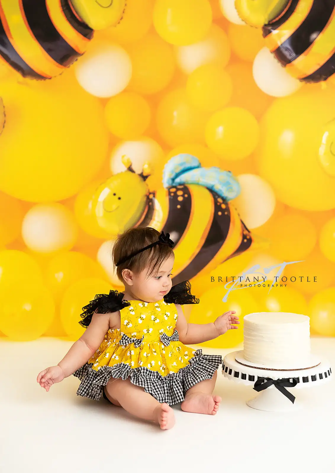 Spring Bee Backdrops Kids Baby Photography Adult Child Photocall Decors Birthday Cake Smash Backgrounds