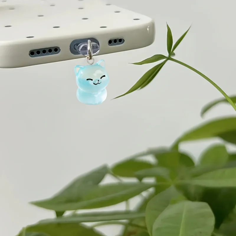

Cute Kitten Phone Dust Plug , Waterproof, and Anti-Fouling Protection to Keep the Charging Port Clean.