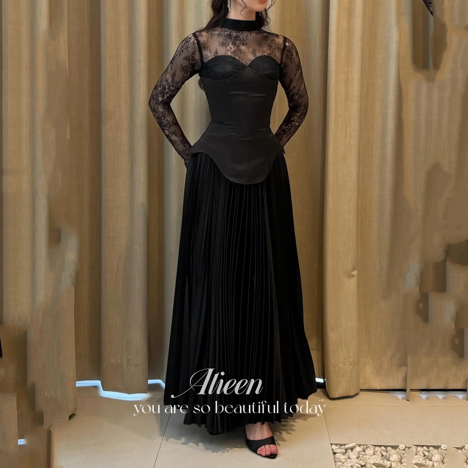 

Aileen A-line Luxurious Women's Evening Dresses for Special Occasions Customized Black Lace Satin Crumpled Elegant Party Dresses