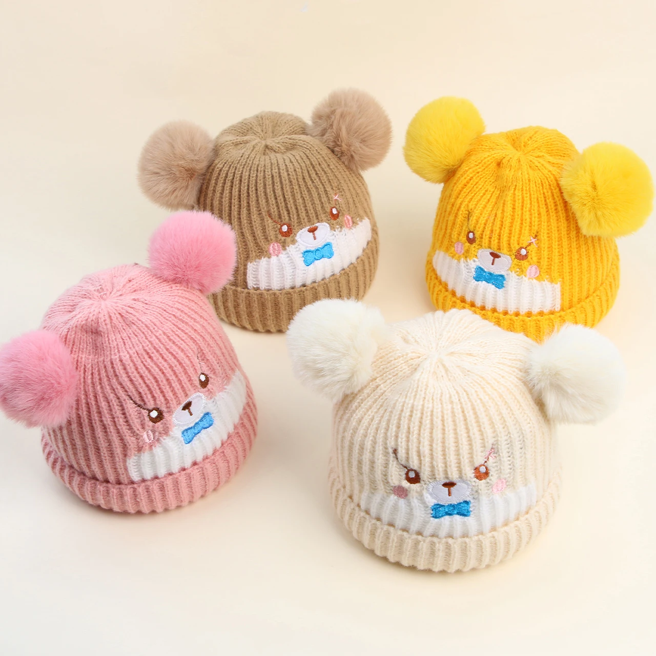 หมีน่ารักเด็กหมวกฤดูหนาวเด็กอบอุ่นถักหมวกคู่ Pompom ทารกโครเชต์ Bonnet Plush Ball ทารกแรกเกิดขนสัตว์หมวก 0-1Year