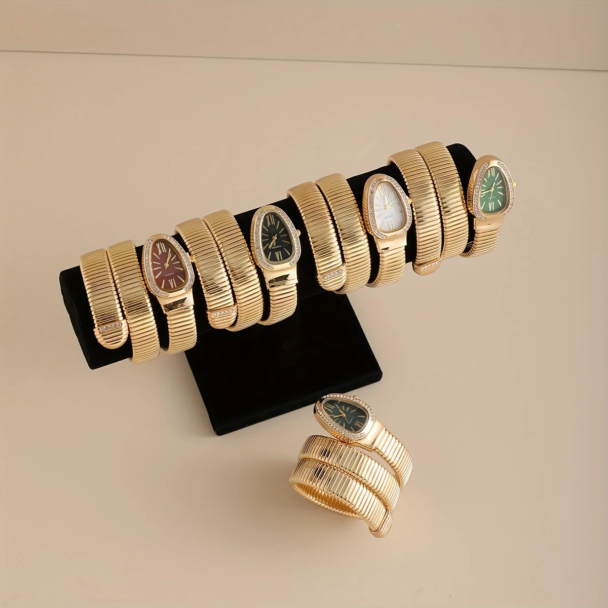 

1pc-Luxury Ladies Quartz Watch Fashion Gold Ladies Watches Clock High-quality Stainless Steel Bracelet Wristwatch Gifts