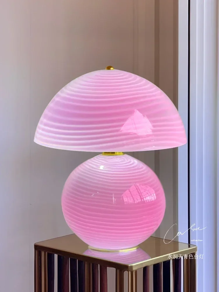 Cream wind high-grade water pattern glass table lamp, bedroom bedside study atmosphere lamp, living room table lamp ornament