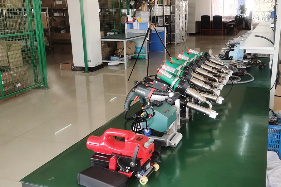 Customizable 3450W two-stage heating extrusion welding machine