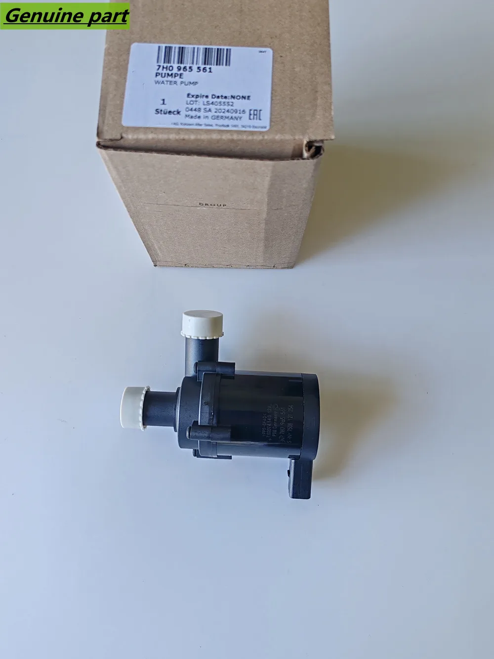 Brand New Genuine Engine Cooling Water Pump 8E0965559 7H0965561 For VW Amarok Seat Alhambra mk5 2010 Onwards For Audi A4 B6 B7