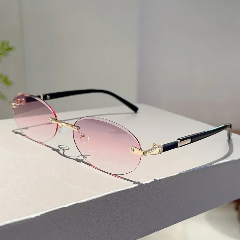 Personalisierte ovale Sonnenbrille im Retro-Stil für Damen und Herren, hochwertige Metall-Sonnenbrille, luxuriöse rahmenlose Sonnenbrille für Reisen, UV400-Sonnenbrille – Detail 12