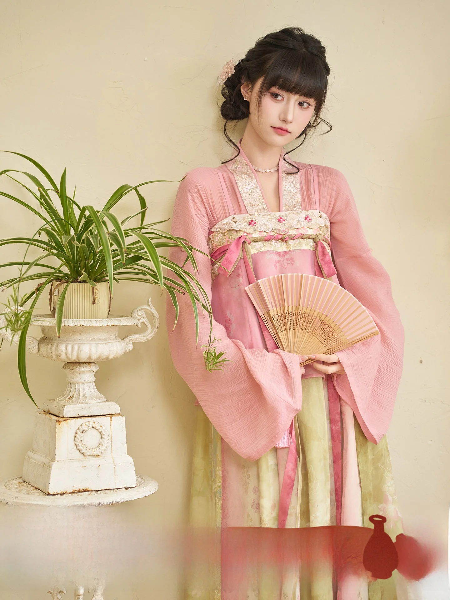 

Модная женская шелковая куртка-ханьфу Spring Creek в стиле Тан, длиной до талии, с принтом «Тринадцать излишественных саженцев мандарина», весенняя коллекция