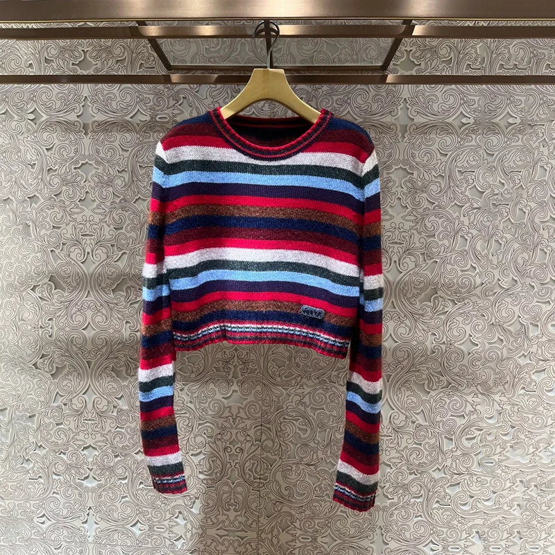 

High-End Women's Knitted Top round Ne ort Sve Long Striped Casual Sle Faionable Color Blo Design Autumn New Arrival
