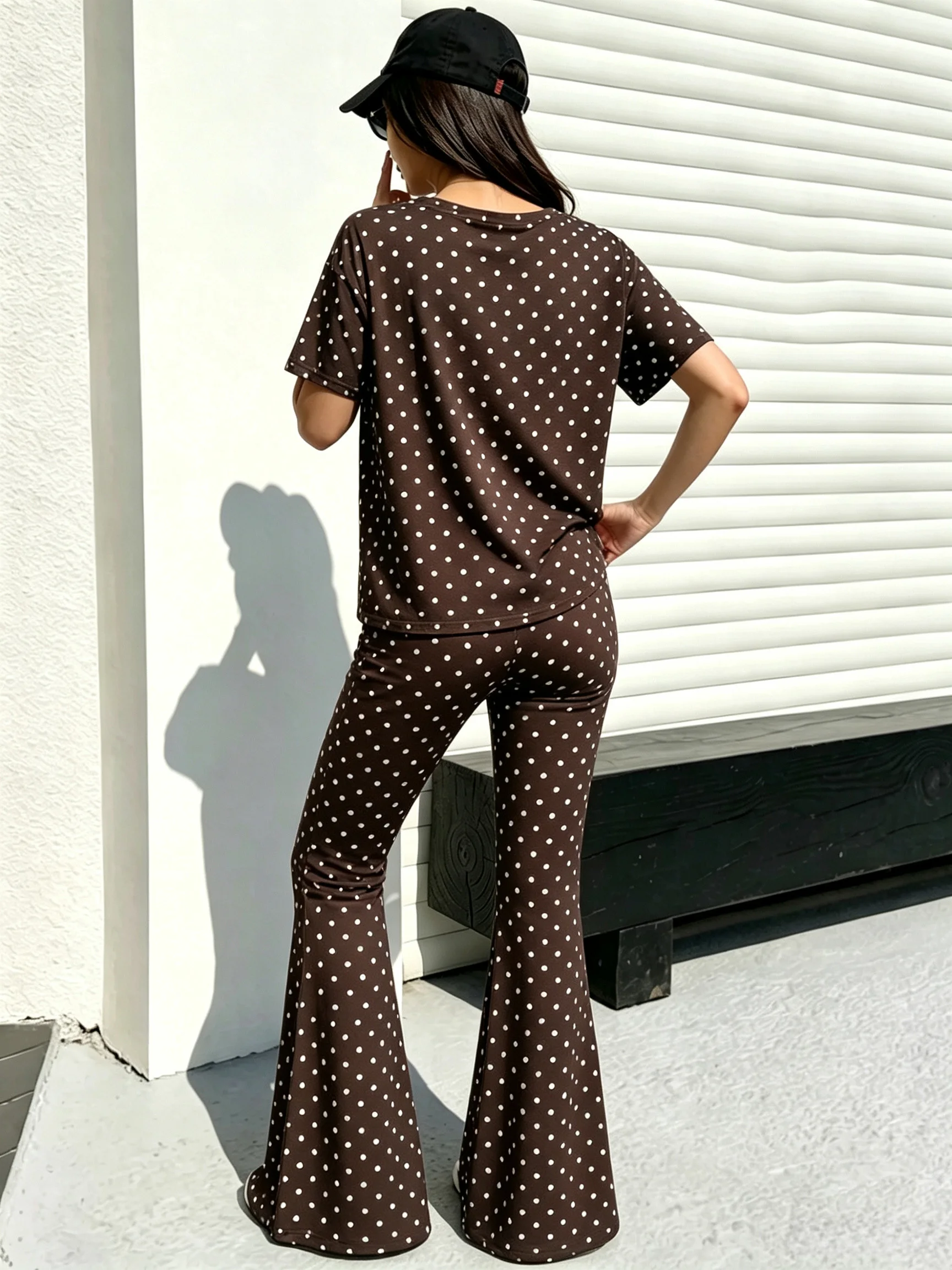 2-teiliges Damen-Set mit Polka Dots, Y2K Off-Shoulder-Top, hochtaillierte Schlaghose, dehnbares Freizeit-Lounge-Outfit für Frauen – Detail 3