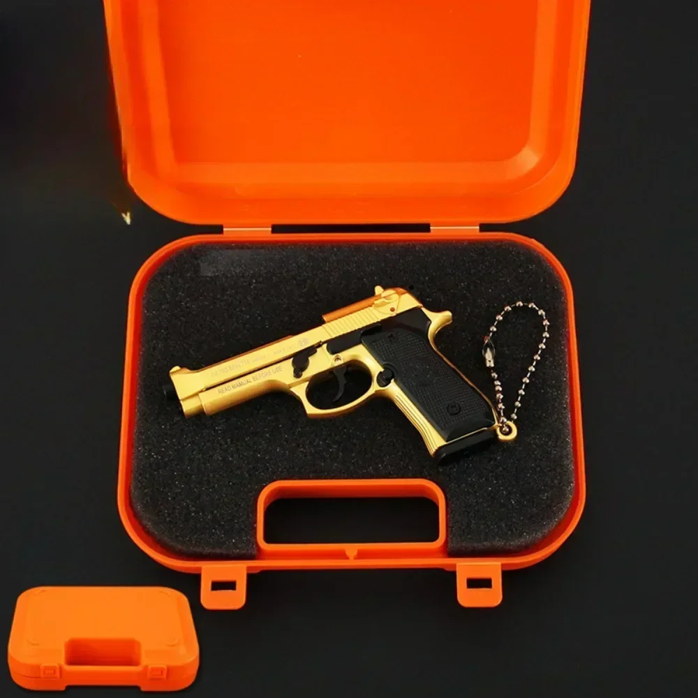 2024 New 1PC 7.5cm 92f Small Gun Pendant Key Chain Alloy Ornament Detachable Metal Model Gun Toy Beretta Home Decor