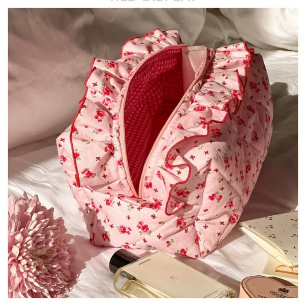 Large Capacity Women Cosmetic Bag Lace Makeup Organizer Travel Toiletry Bag Lipstick Storage Bag Zipper Wash Bag Pencil Case