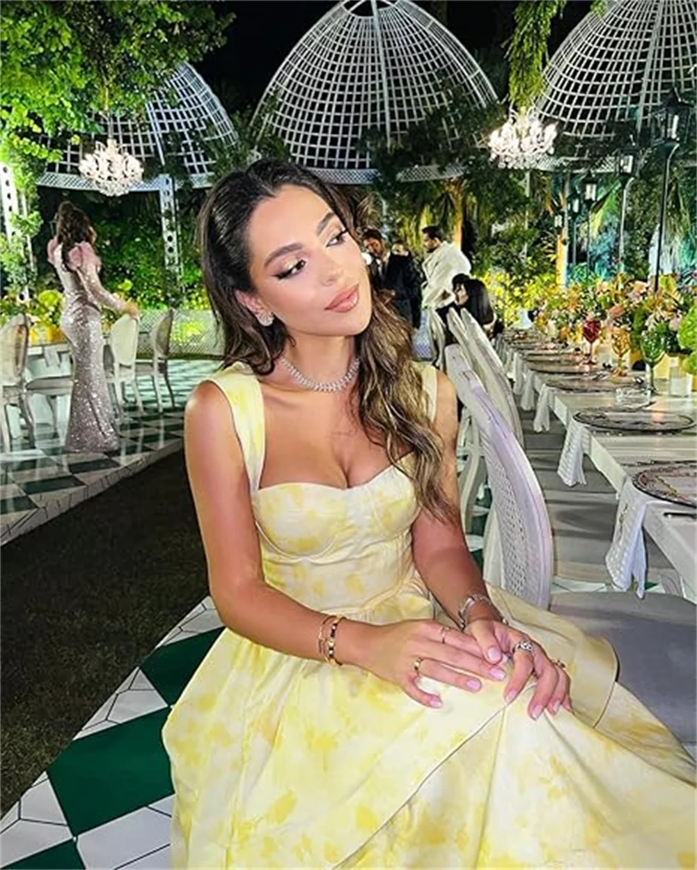 فستان حفلة موسيقية من الساتان المتدرج مخصص على شكل قلب مشد طويل فساتين سهرة رسمية على شكل حرف A أشرطة سباغيتي فساتين وصيفة العروس