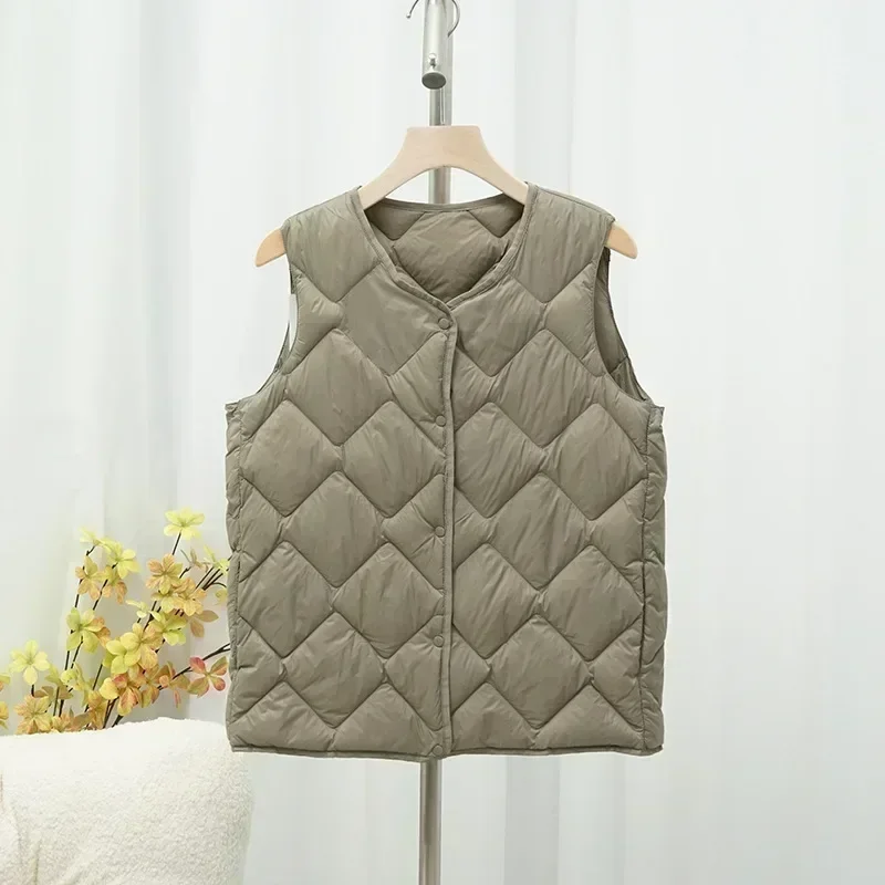 Autumn Winter Women Liner White Duck Down Warm Vest 2024 New Female Korean Slim Office Lady Short Thin Light Sleeveless Coat