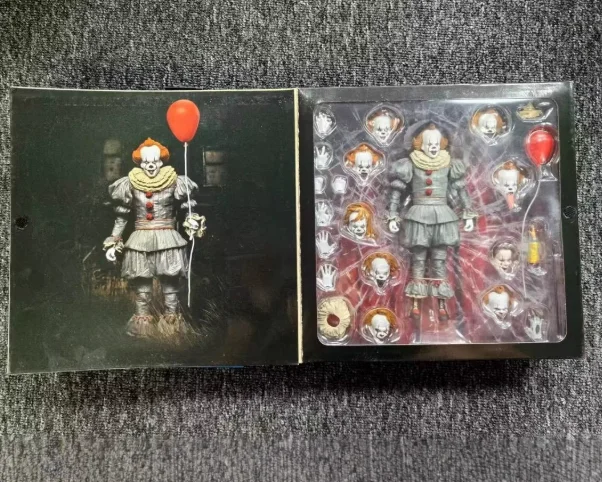 

【In Stock】NECA Clown Soul IT Clown Deluxe Edition 7-inch Movable Humanoid Doll Animation Model Toy Collection Gift Ornaments