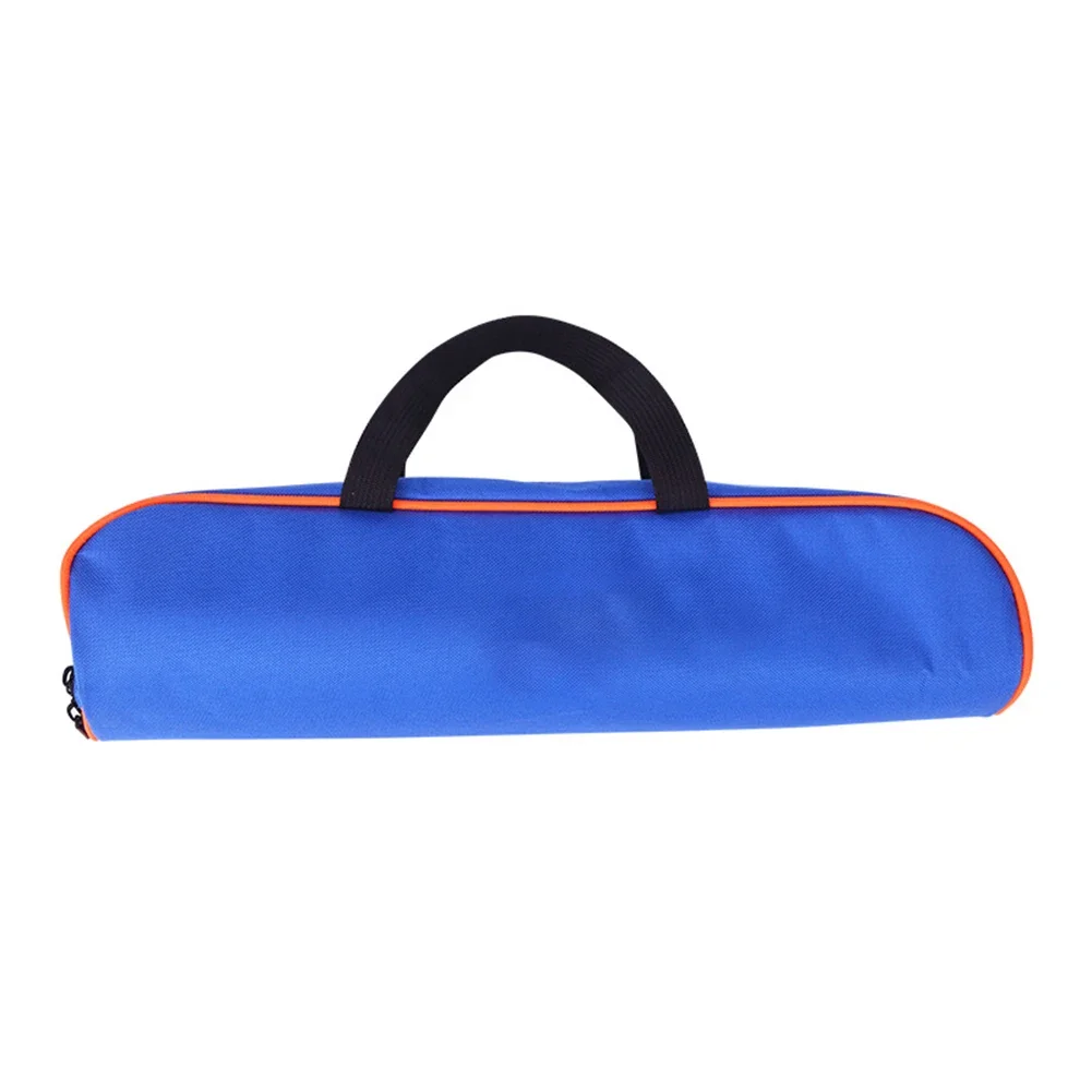 

Надежная сумка для рыболовных снастей, защищающая ваше снаряжение от воды и проколов, подходит для удилищ длиной до 40 см, подходит для любого случая.