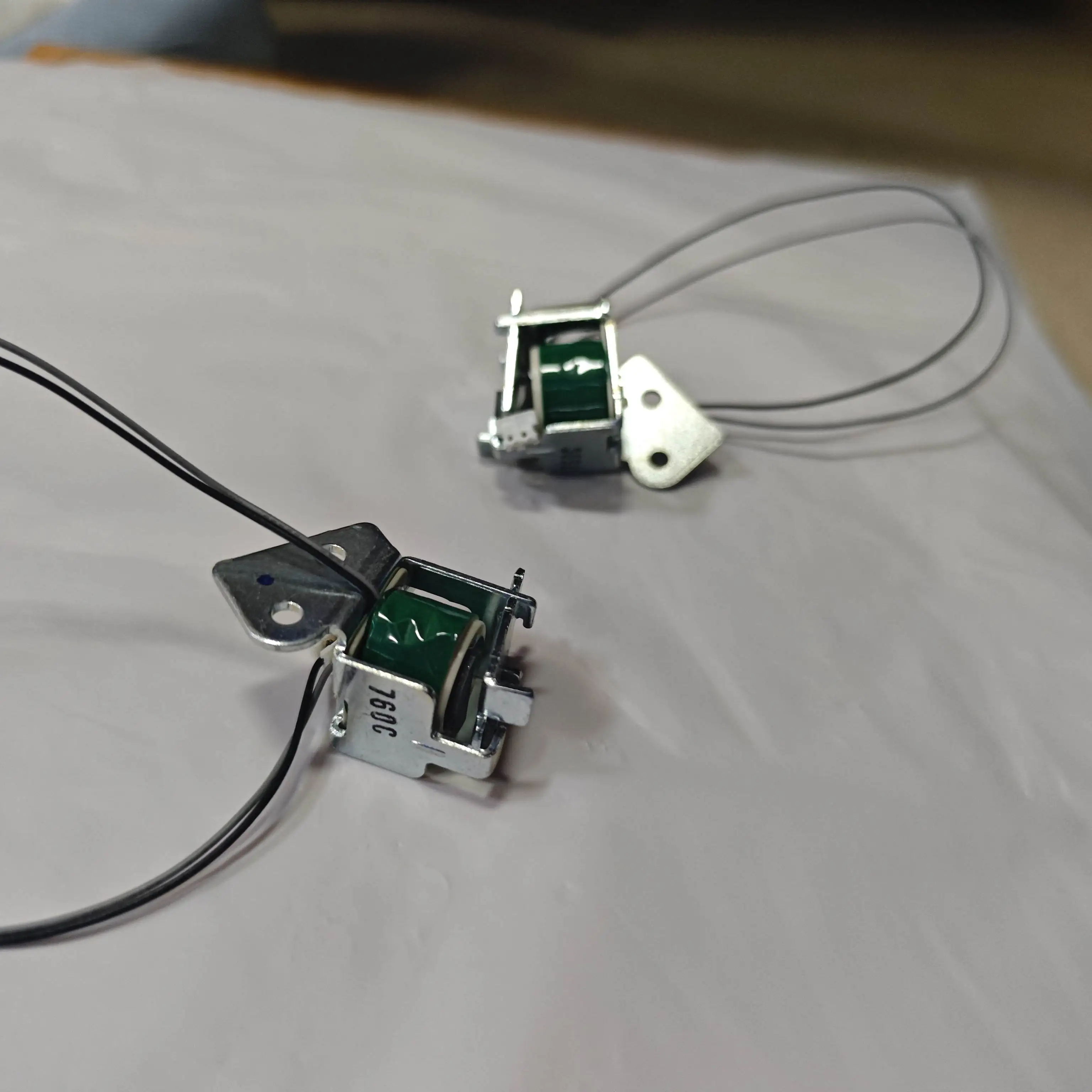 

5pcs Original JC33-00028D Solenoid for Samsung CLP-415 4175 4195 1860 1861 680 CLX-6260 3010 3060 2680 main motor solenoid