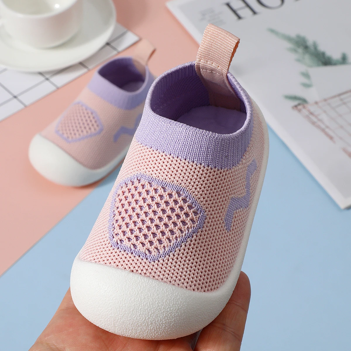 Lernlaufschuhe für Babys, rutschfeste PU-Sohlen, weiche flache Schuhe für Kleinkinder, geeignet für Partys und Zusammenkünfte im Innenbereich. – Detail 1