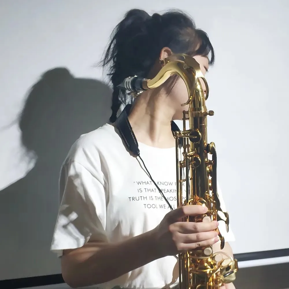 

Adult Beginner Leather Saxophone Neck Strap Single Shoulder for Soprano/Tenor Sizes - Music Performance Accessory