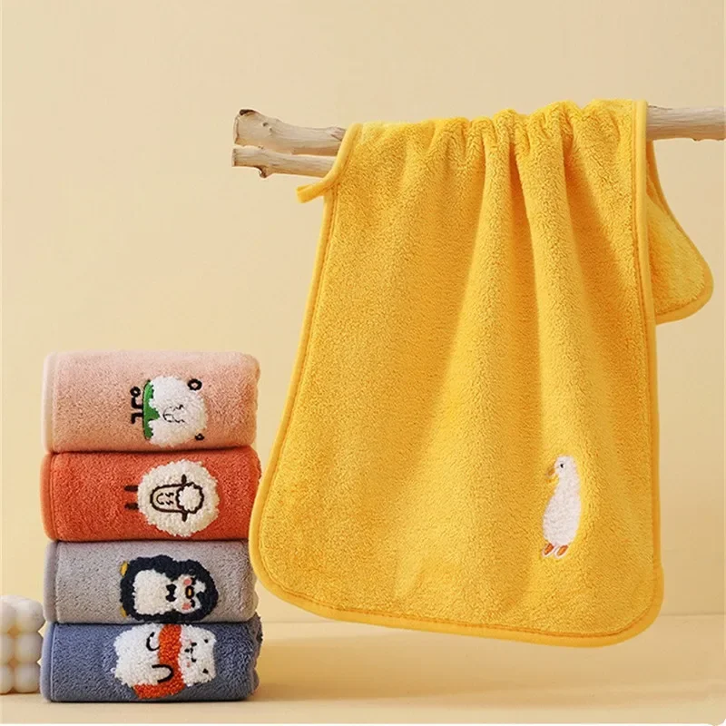 

1Pc 25x50cm Coral Fleece Soft Embroidered Highly Absorbent Bathroom Children Hanging Face Hand Towel