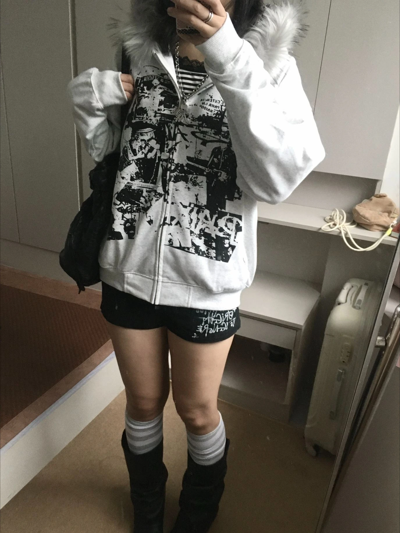 Y2K American Retro Sweatshirts Hoodie Faux Fur Zipper Long Sleeve Japanese Hrajuku Subculture Gothic Punk Style Streetwear