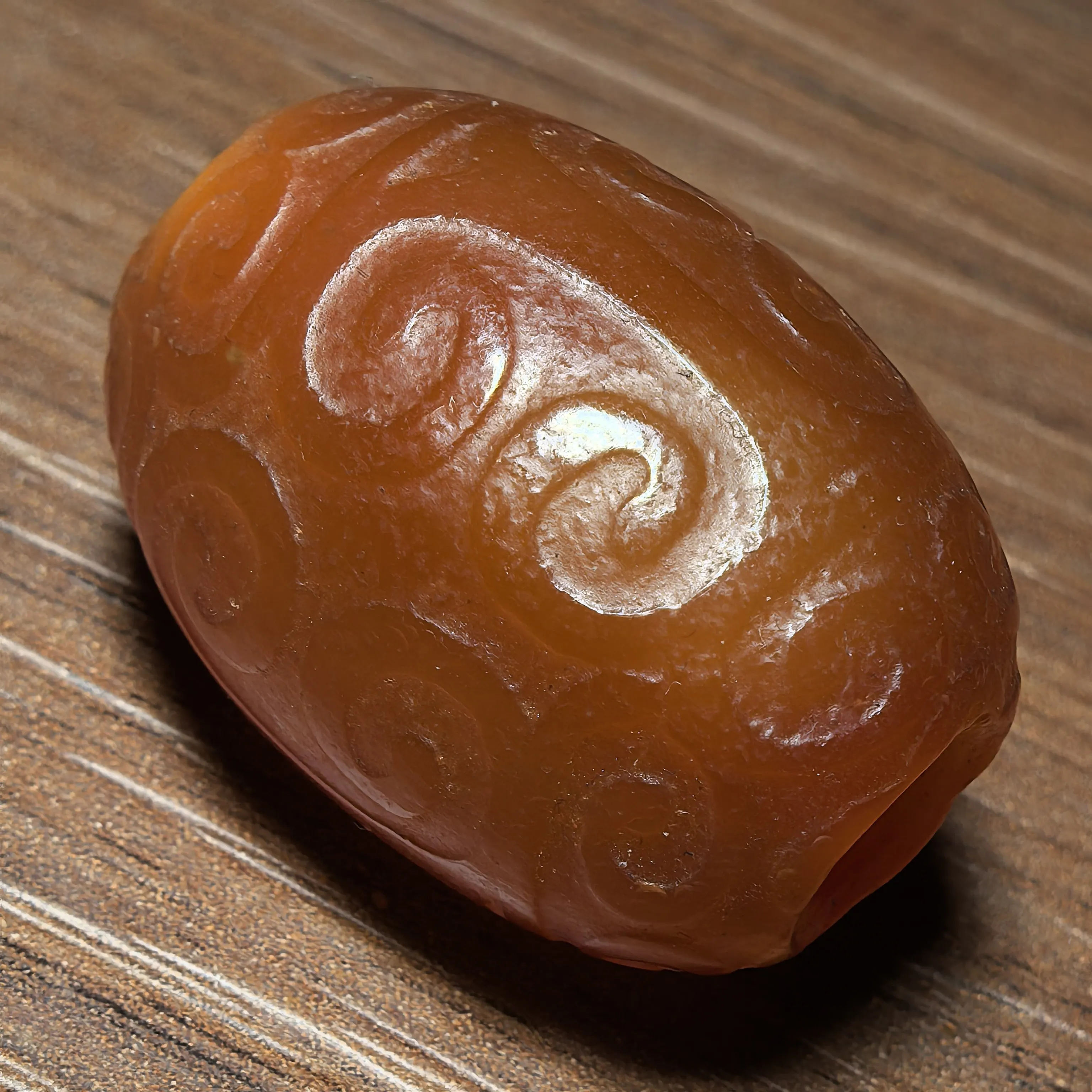 Special price to become attached to folk customs, ancient methods, old-fashioned weathering pulp, natural color, old agate ruyi