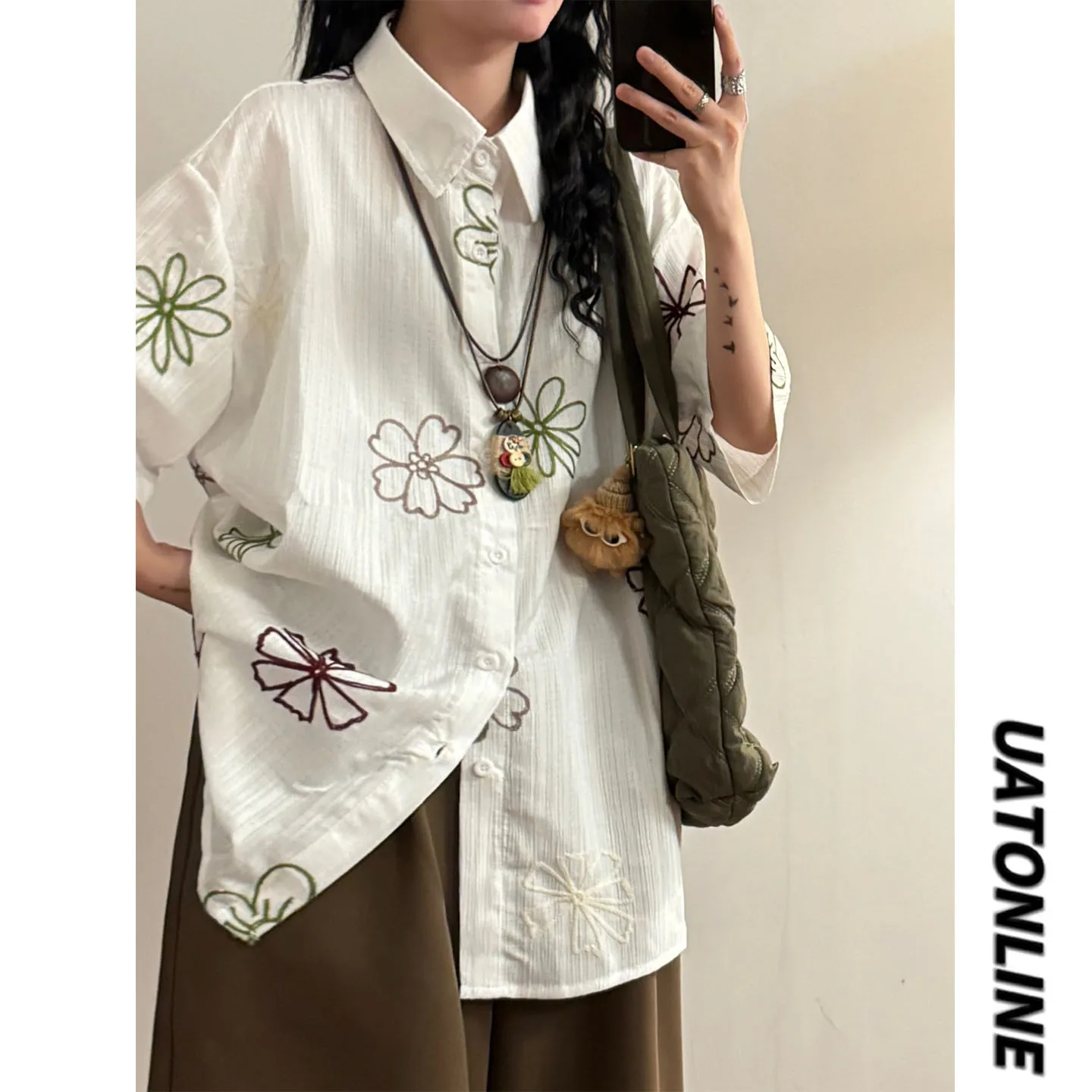 

Retro Floral Embroidery Pleated Design Short Sleeve Shirt Versatile Unisex Summer Fashion Casual Loose Fit Breathable Comfort...