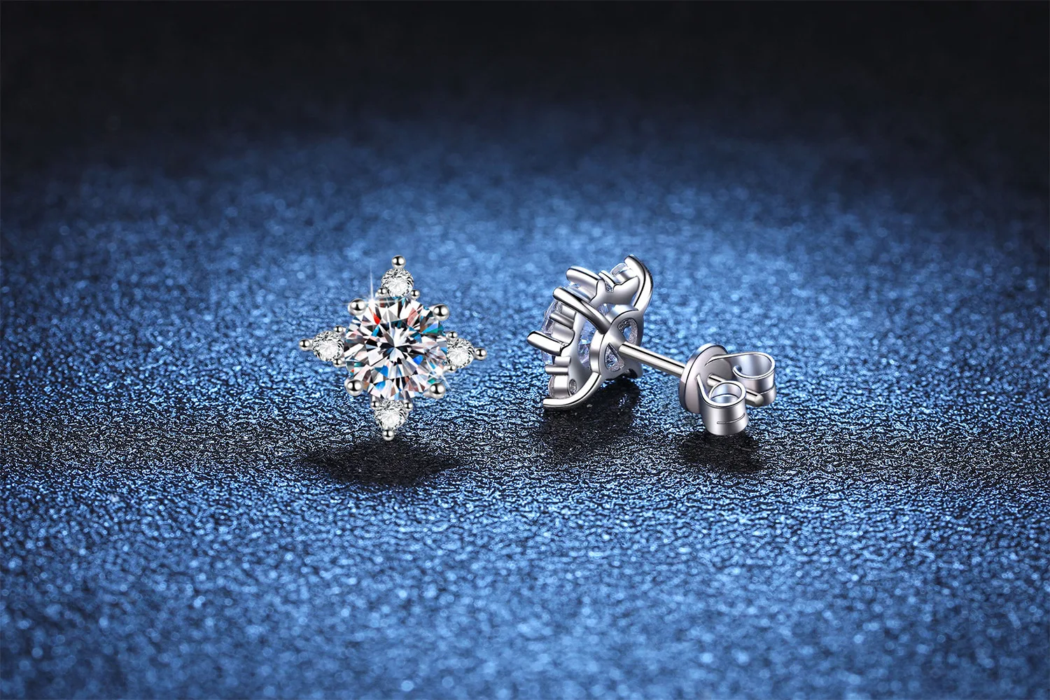 LioraGem Women's Moissanite Cross Flower Stud Earrings, Four-Prong Eight-Pointed Star Moissanite Earrings Platinum PT950 Stamp