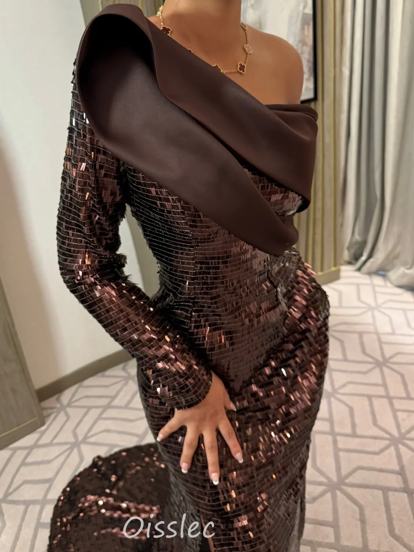 Oisslec Sexy Brown Mermaid Sequins Prom Dresses One Shoulder Evening Dresses Zipper Women Formal Party Dresses Sweep Train