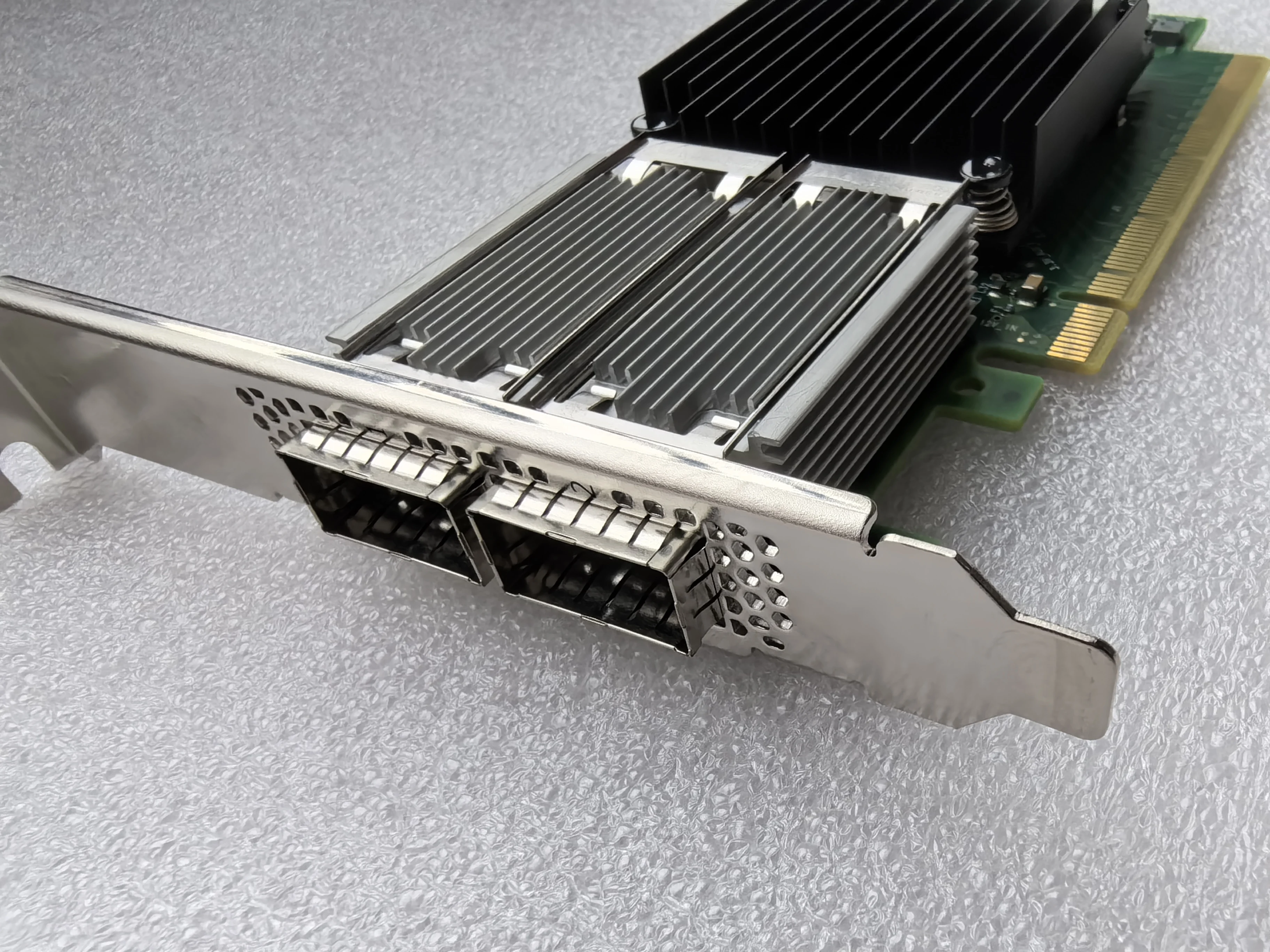 TopElec MCX516A-CCAT ConnectX- - 100Gbe Qsfp28 Network Card 评论和价格