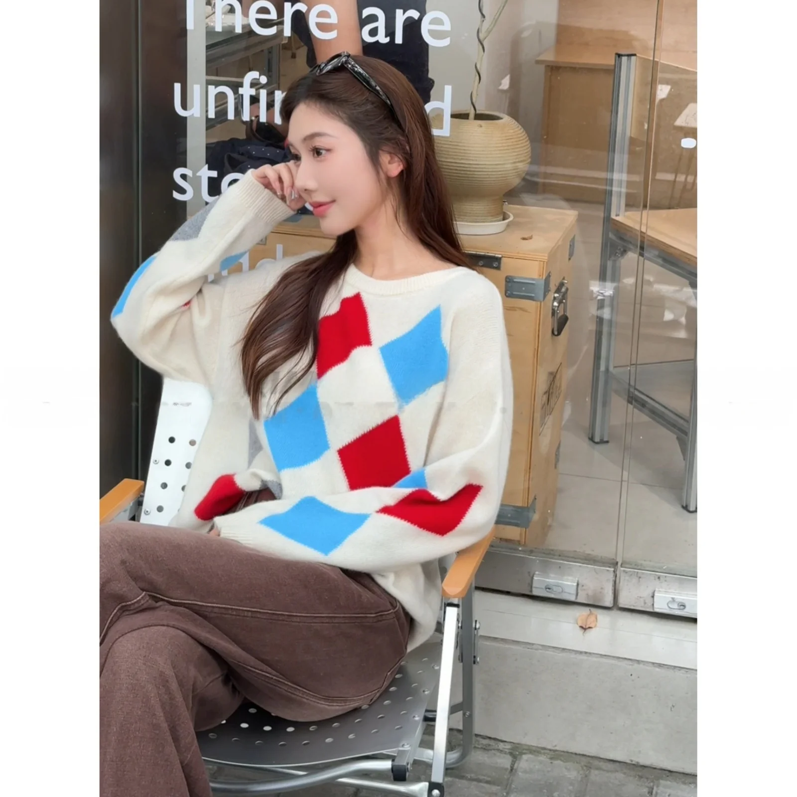 

Classic Autumn Winter Woolen Knitted Loose round Ne Top in Diamond Pattern 00% Pure Wool Comfortable Warm Sweater