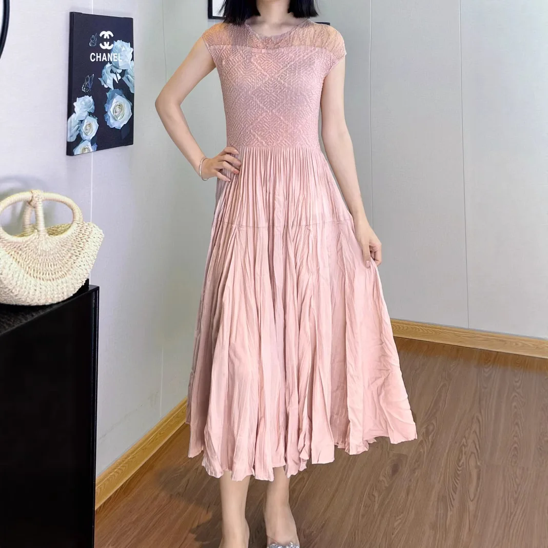 

Miyake Pleated Dress for Women 2025 New Fashion Heavy Industry Embroidered Round Neck Sleeveless Waist Big Hem Skirt