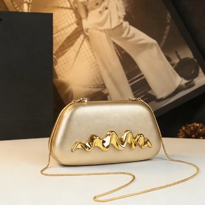 2026 New Luxury White Wavy Metal Evening Bag, High-End Chain Crossbody Bag, Elegant Clutch Bag Socialites